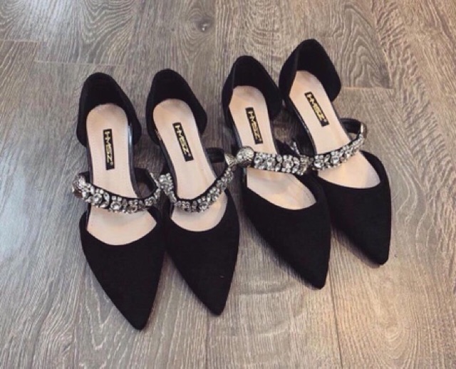 Giày bệt đính đá