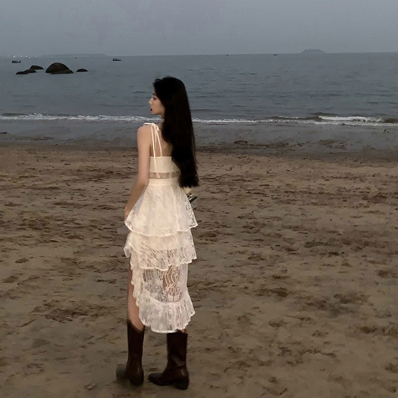 Đầm Body Phối Ren Hoa Thiết Kế Lệch Vai Quyến Rũ | BigBuy360 - bigbuy360.vn