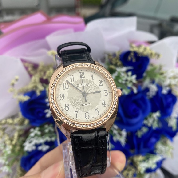 Đồng hồ đeo tay nữ chính hãng Bolun dây da, mặt vuông đính đá chống nước Bolun
