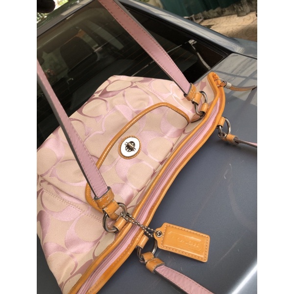 Túi chuẩn si.túi qua sử dụng. Khách vui lòng xem hình nếu muốn biết thêm thông tin sản phẩm mời khách vô chat nhé.Thanks