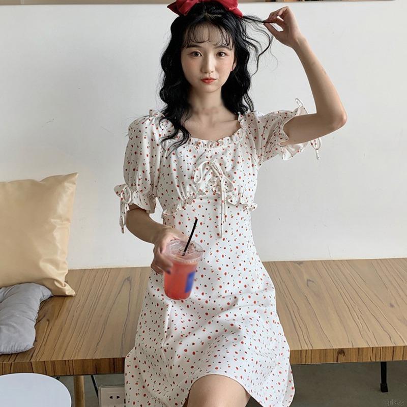Đầm Nữ Ngắn Tay Cổ Vuông Họa Tiết Hoa Xinh Xắn Phong Cách Hàn Quốc