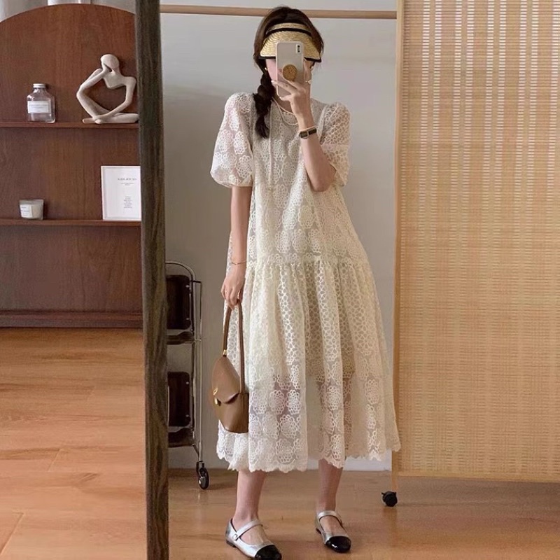 Đầm Ren Cổ Tròn Tay Phồng Váy Ren Suông Dáng Dài Thời Trang Thanh Lịch Siêu Xinh
