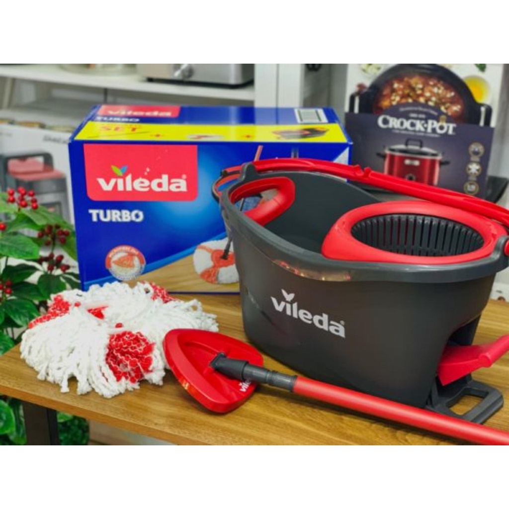 Cây lau nhà VILEDA TURBO tam giác phiên bản nâng cấp, có lỗ thoát nước, vắt trợ lực bằng chân [Hàng Nhập Đức]