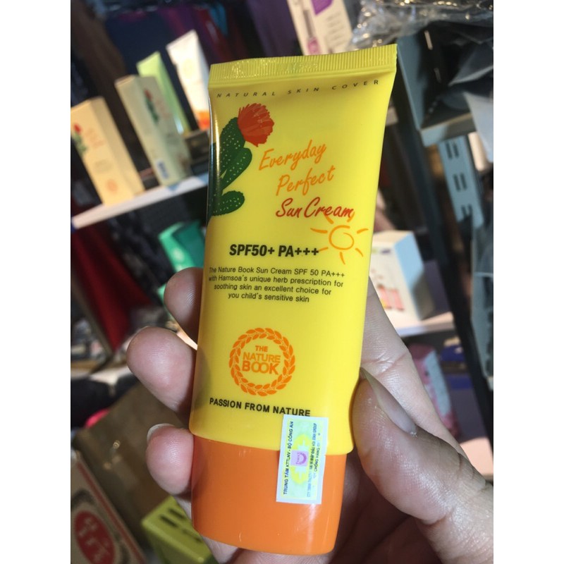 Kem chống nắng hoàn hảo hàng ngày SPF50+/PA The Nature Book | BigBuy360 - bigbuy360.vn