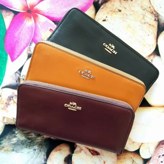 Ví Coach cầm tay dạng dài chính hãng