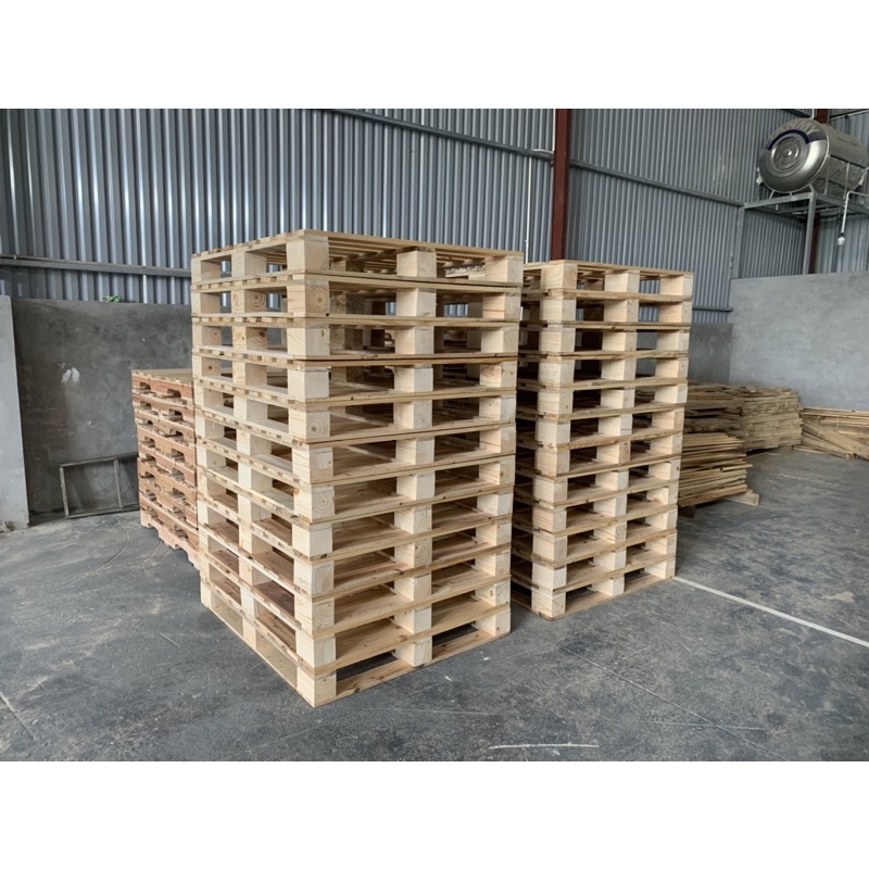 Giường ngủ Pallet gỗ thông gấp gọn mới 100% - giường ngủ giá rẻ - nội thất giá rẻ - hàng xuất khẩu