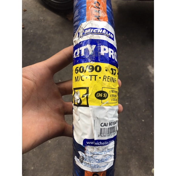 Michelin City Pro Size 60/90/17 vỏ nhỏ gắn xe cực đẹp