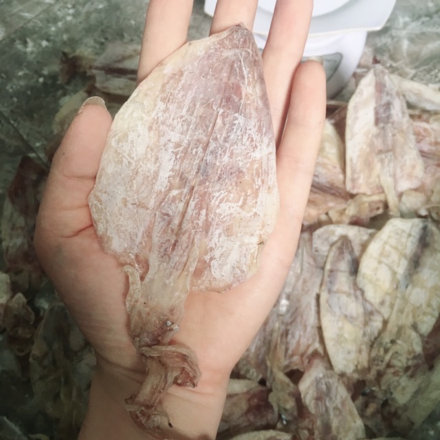Combo 1kg mực khô nhỡ + 5 con mực khô size đại | BigBuy360 - bigbuy360.vn