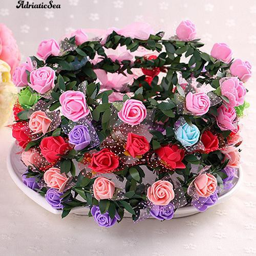 Vương miện cài tóc đính hoa hồng