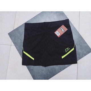 Quần cầu lông Lining nữ 100% chất thun poly.