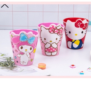 Cốc nhựa Hello Kitty 300ml
