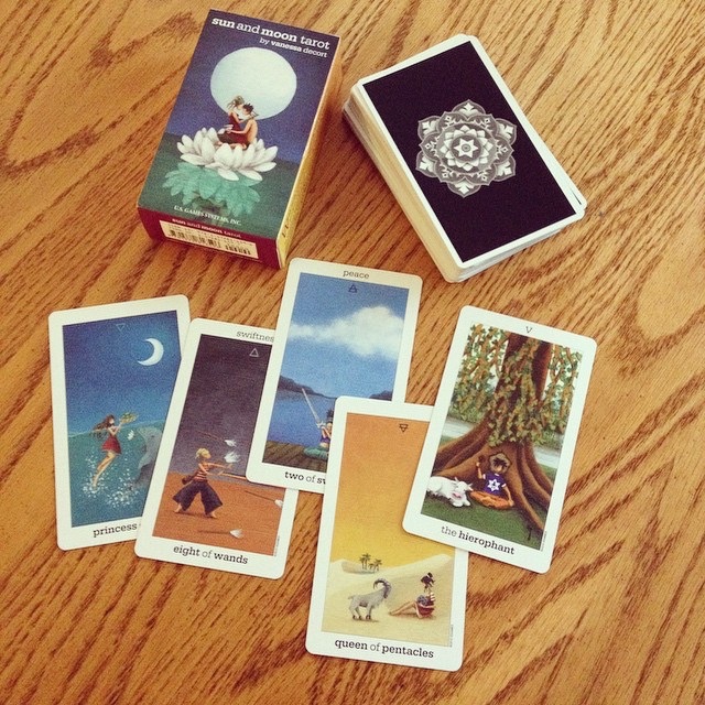 Bài Sun and Moon Tarot