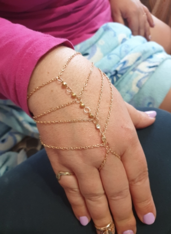 Vòng tay nhiều lớp đính đá lấp lánh sang trọng Aaotuuooo4