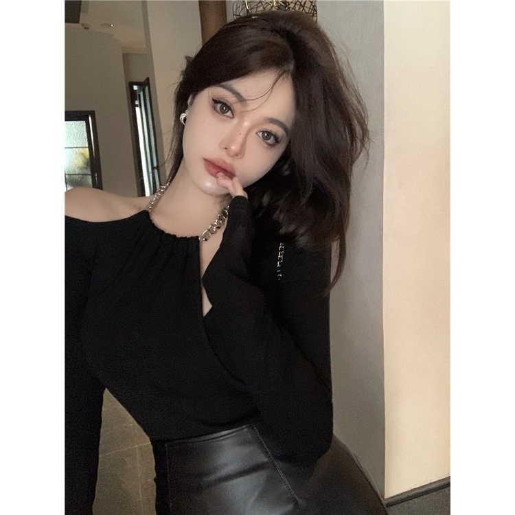 Áo Thun Tay Dài Lệch Vai + Chân Váy Da Lưng Cao Gợi Cảm Cho Nữ