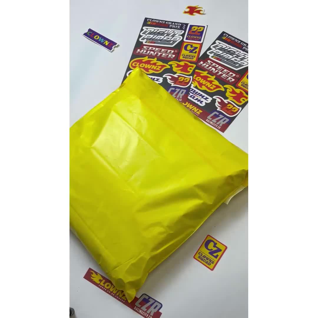 Áo khoác hoodie unisex Clownz Graffiti Over Print vải nỉ bông, form rộng unisex | BigBuy360 - bigbuy360.vn