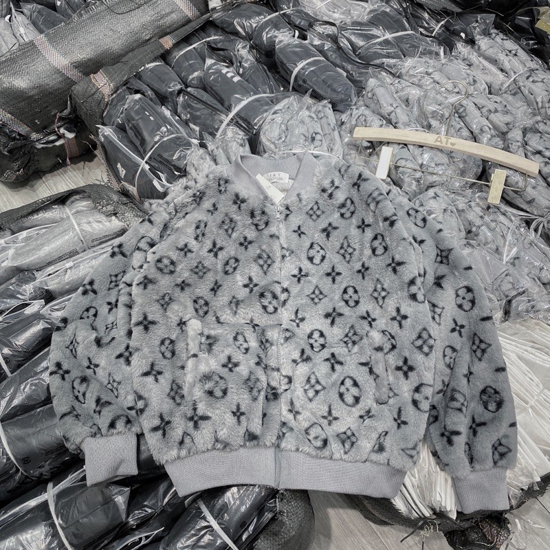 AK02 -BÁN SỈ ÁO LÔNG L___V - KHO AT | BigBuy360 - bigbuy360.vn