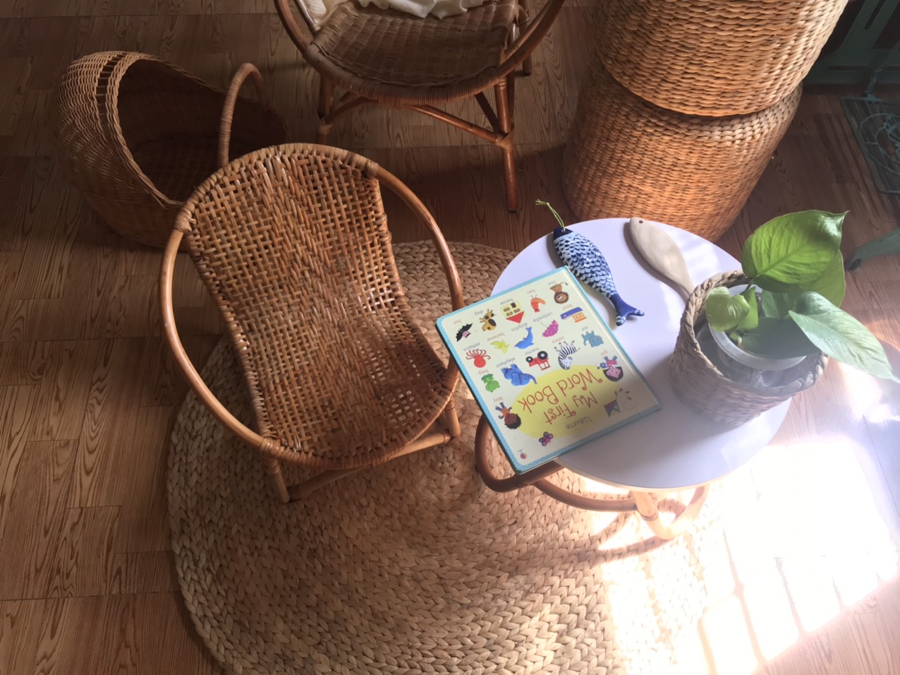 {SẢN PHẨM CHO BÉ} Ghế mây dành cho từ 1 tuổi đến 6 tuổi  rộng 45 cm cao 50 cm, cao chỗ ngồi 29 cm Tải trọng 60 kg | BigBuy360 - bigbuy360.vn