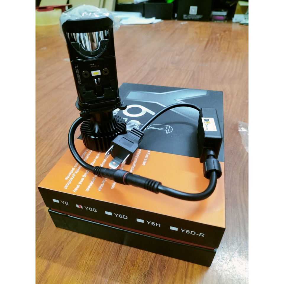 đèn pha Led Bi cầu Mini chân H4 Cốt đổi 3 màu năm 2020