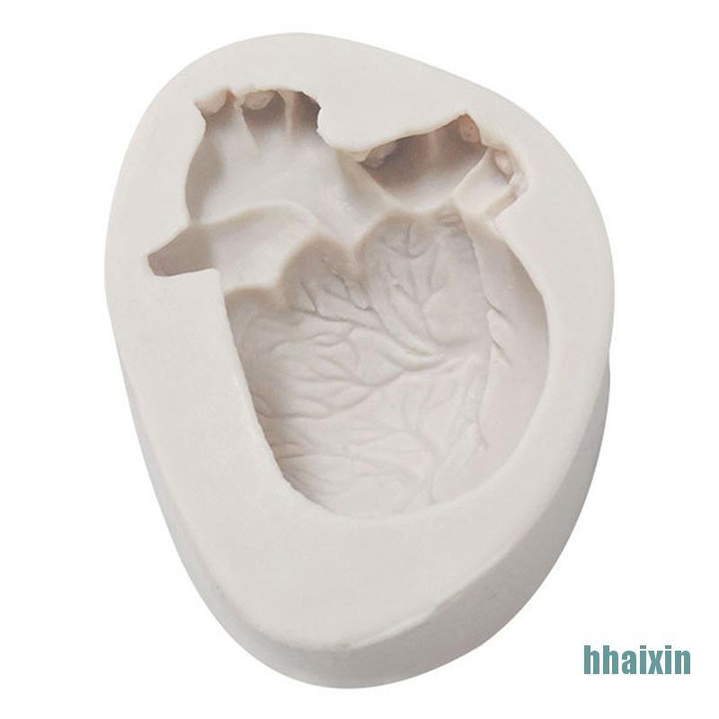 1 Khuôn Làm Bánh / Xà Phòng Bằng Silicone Hình Trái Tim 3d Phong Cách Halloween