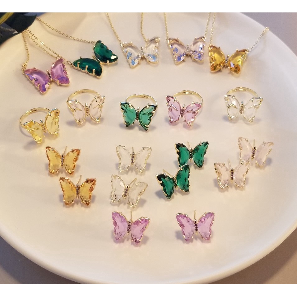 Nhẫn đính đá hình bướm xinh xắn cho nữ | BigBuy360 - bigbuy360.vn