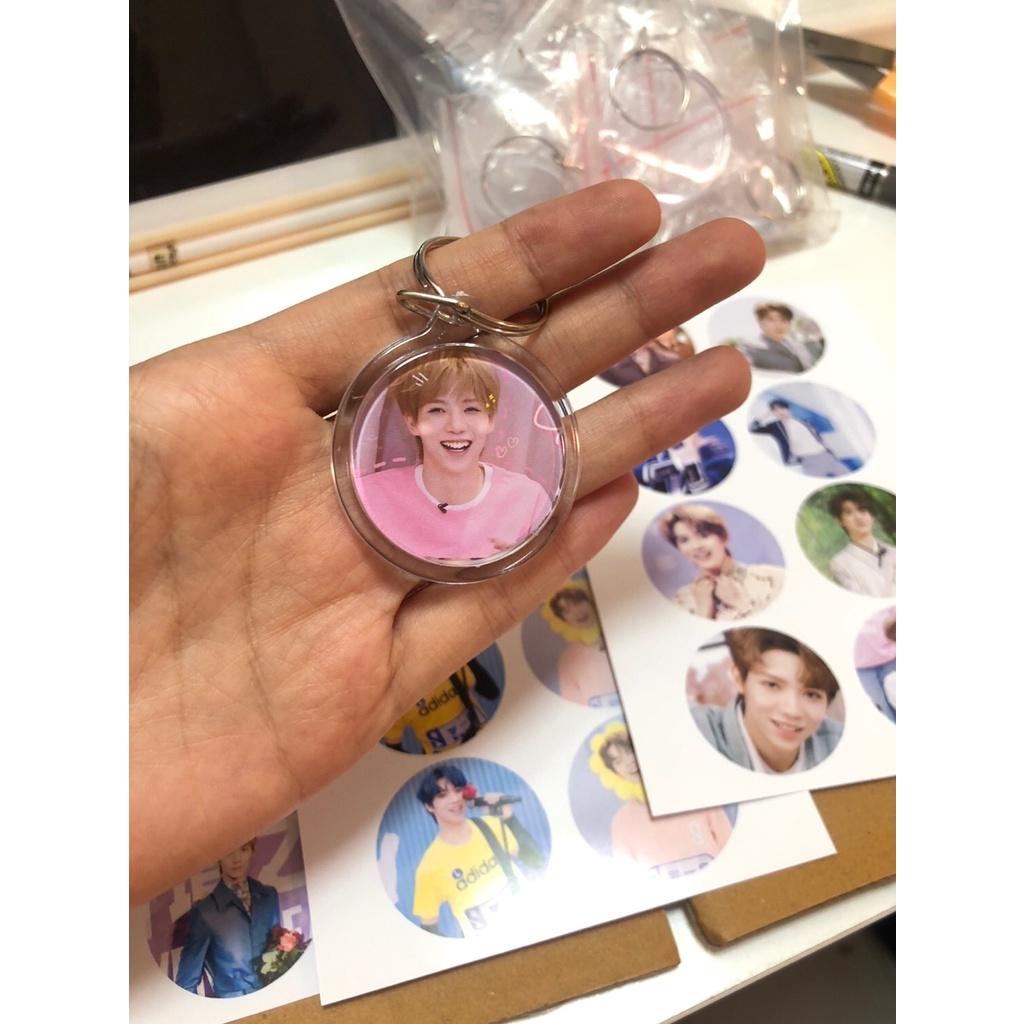 Móc khóa Acrylic gắn ảnh chụp album có dây treo dùng để tự làm móc chìa khóa tiện dụng