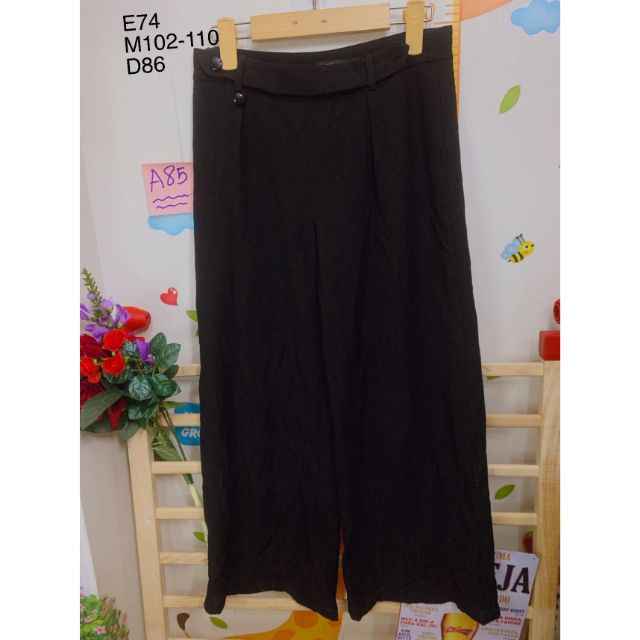 Quần clutch eo 74. A85