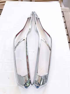 Ốp xe lead cũ