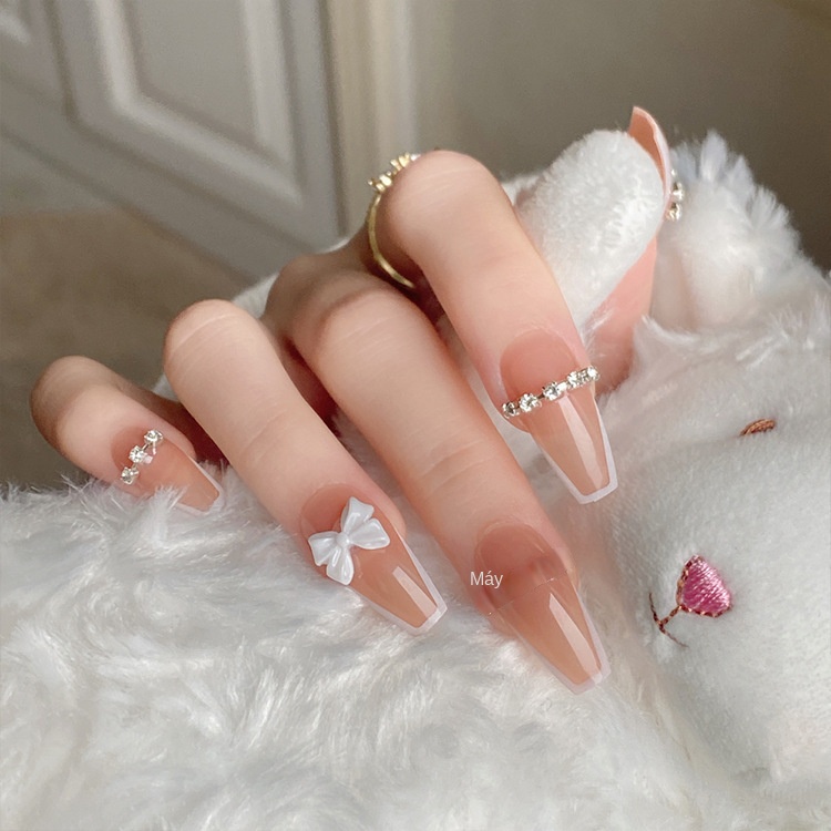 Sét 24 móng thiết kế, nailbox thiết kế nhiều mẫu đa dạng. tặng kèm keo dũa.