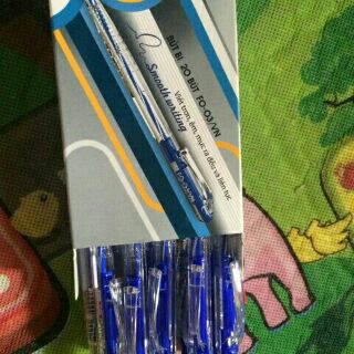 {RẺ VÔ ĐỊCH} Bút bi FO03