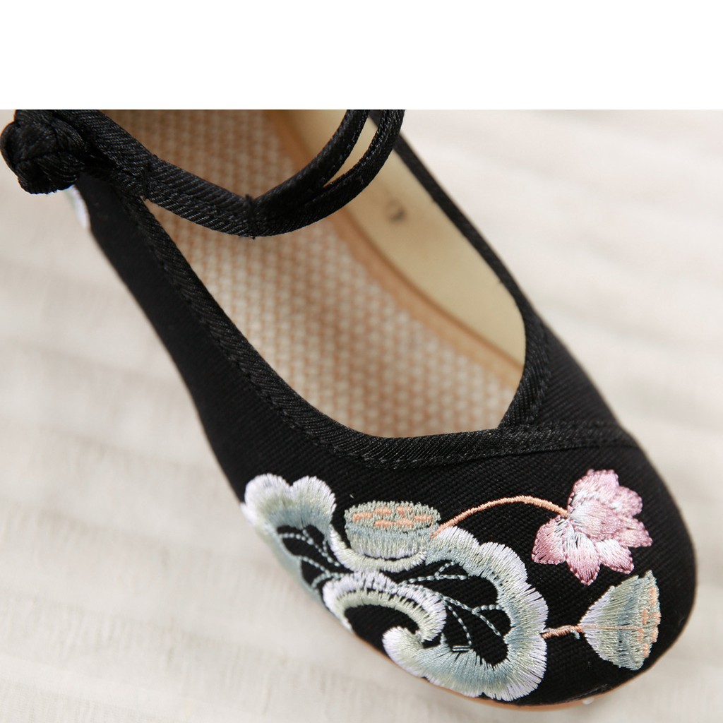 giày thêu hoa sen đế thấp | BigBuy360 - bigbuy360.vn