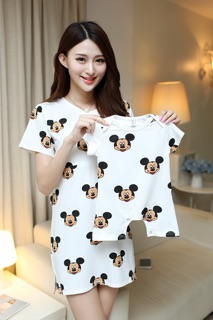 Set gd: váy mẹ, áo bố, áo/body con