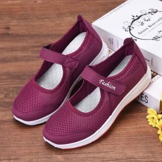 2 đôi giày cho mẹ