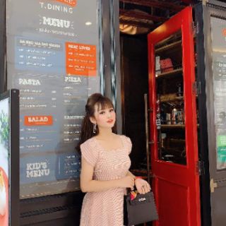 Đầm tiểu thư caro nhẹ nhàng