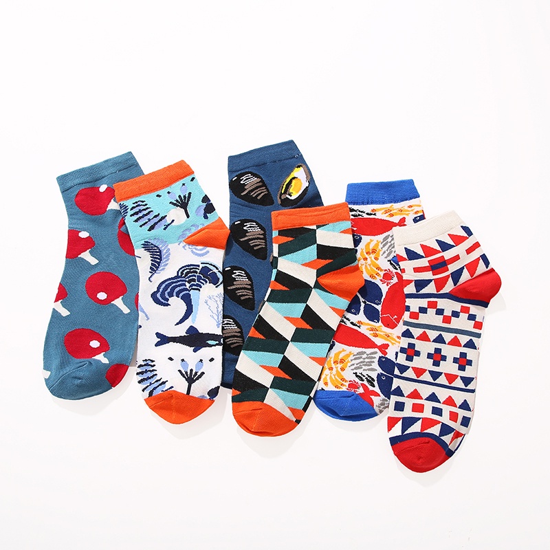 Set 2 Đôi Vớ Cổ Ngắn In Họa Tiết Hoạt Hình Vui Nhộn Thoải Mái Cho Nữ