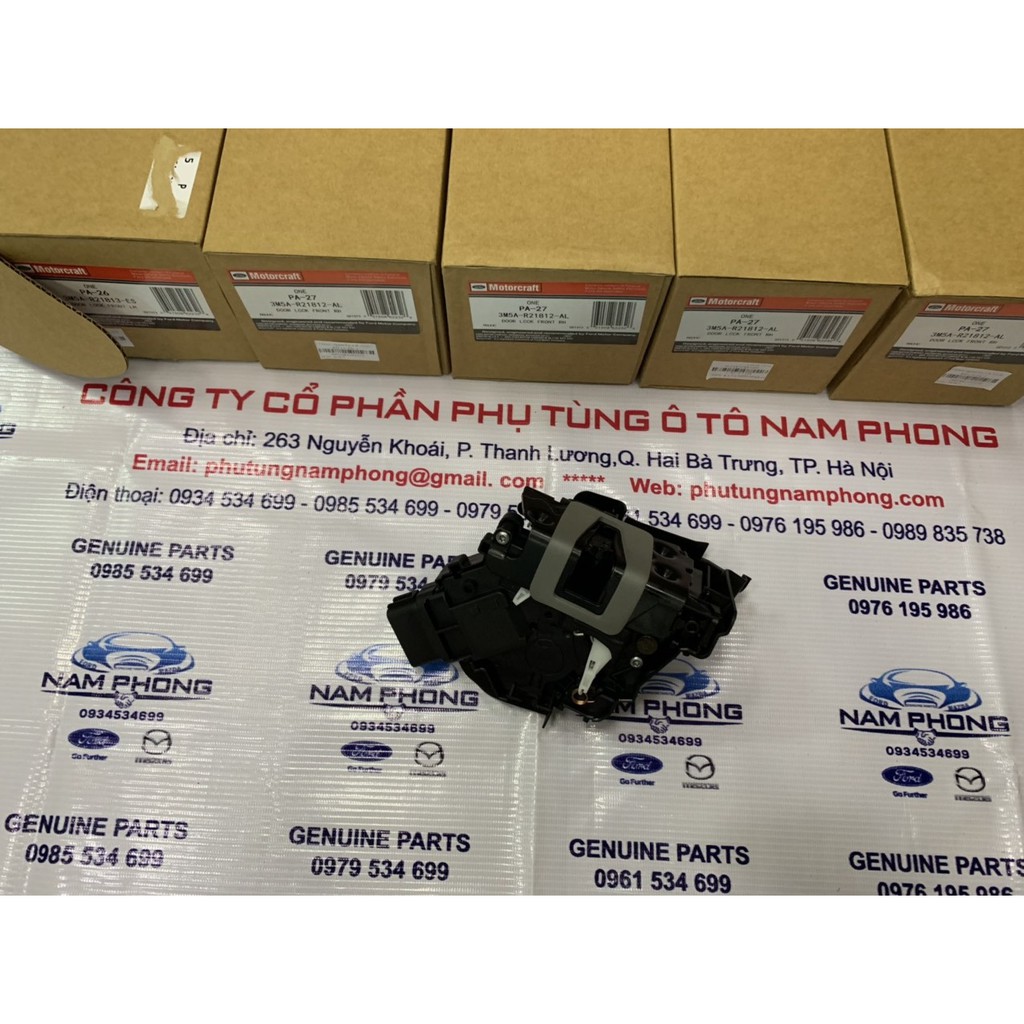 Ổ khoá ngậm Focus 1.8  trước RH LH - 3M5AR21812AL / 3M5AR21813ES