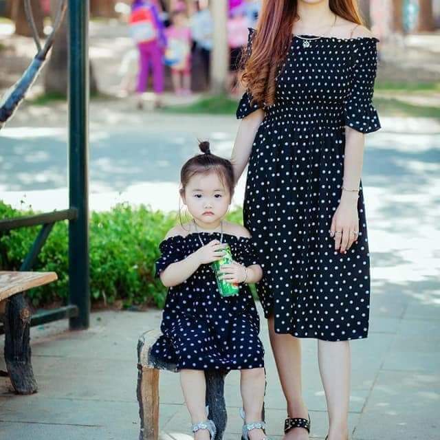 Set mẹ va bé