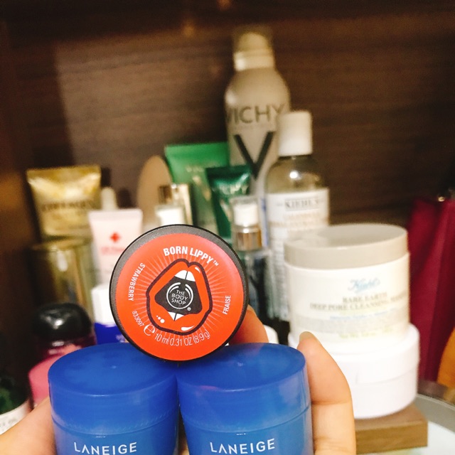 Set 2 mặt nạ ngủ mini Laneige & 1 dưỡng môi Born Lippy của The Body Shop