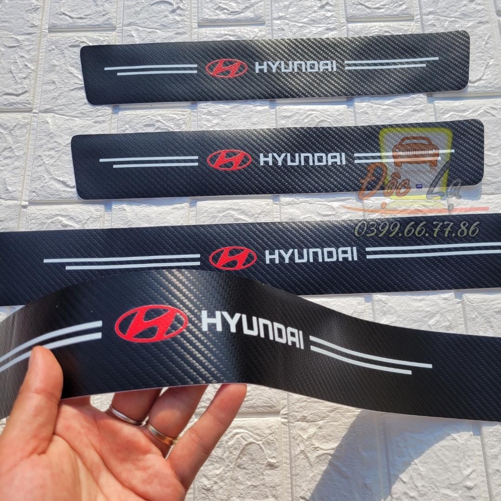 HYUNDAI - Nẹp Dán Logo HYUNDAI Chống Trầy Xước Bảo Vệ Bậc Cửa Xe Hơi/ Bảo Vệ Cốp Sau Xe Hơi Bền Đẹp