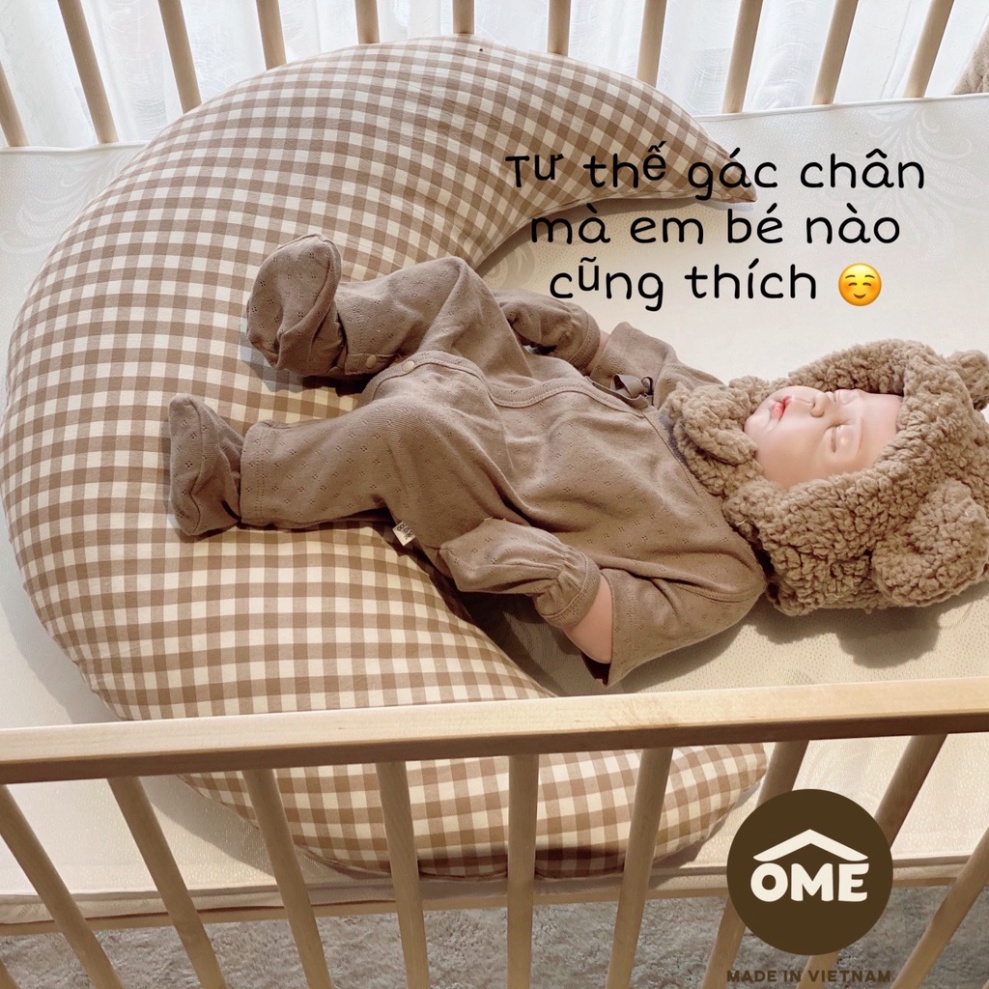 Gối ôm mặt trăng đa chức năng  kiêm gối chặn và gối gác chân cho bé | Gối ôm cho bé sơ sinh deal Sock