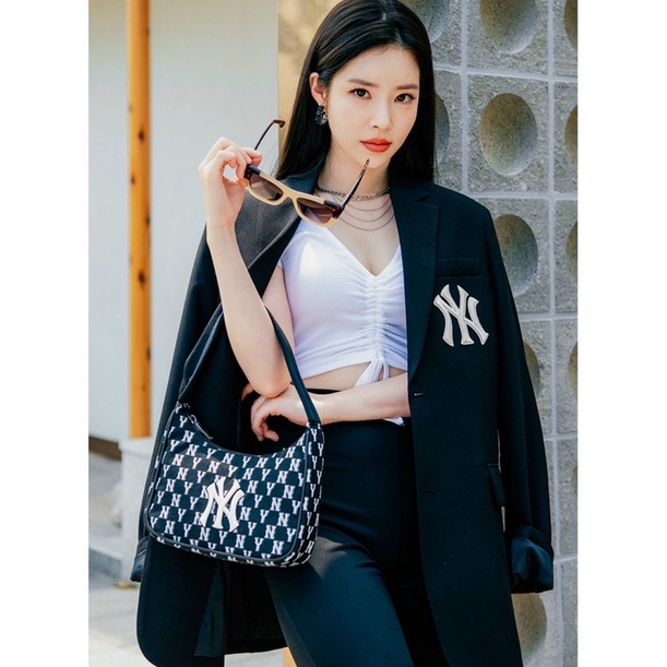 GIỎ KẸP NÁCH DENIM MLB size 22 x 14 x 6