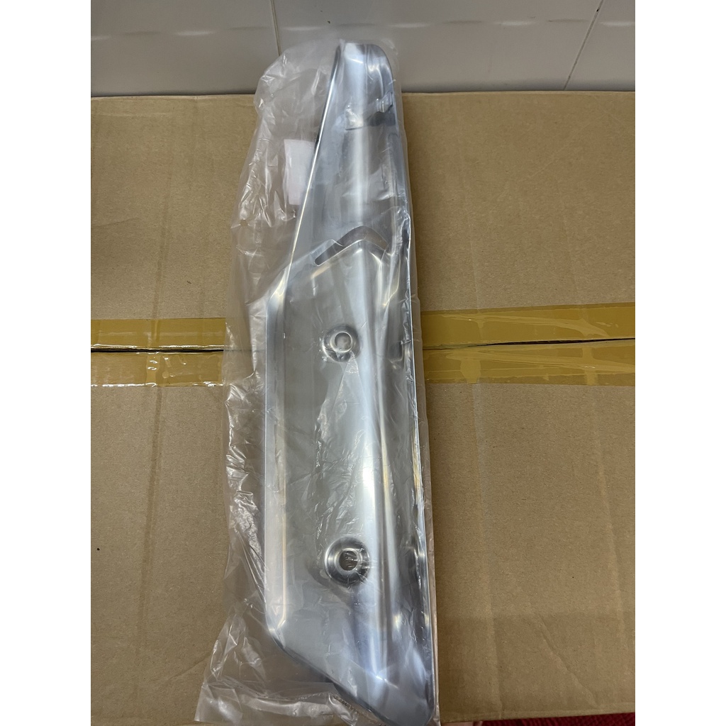 bát bô ốp bô chắn nhiệt ống xả xe future 125 mập hàng chính hãng 18355KYZ900