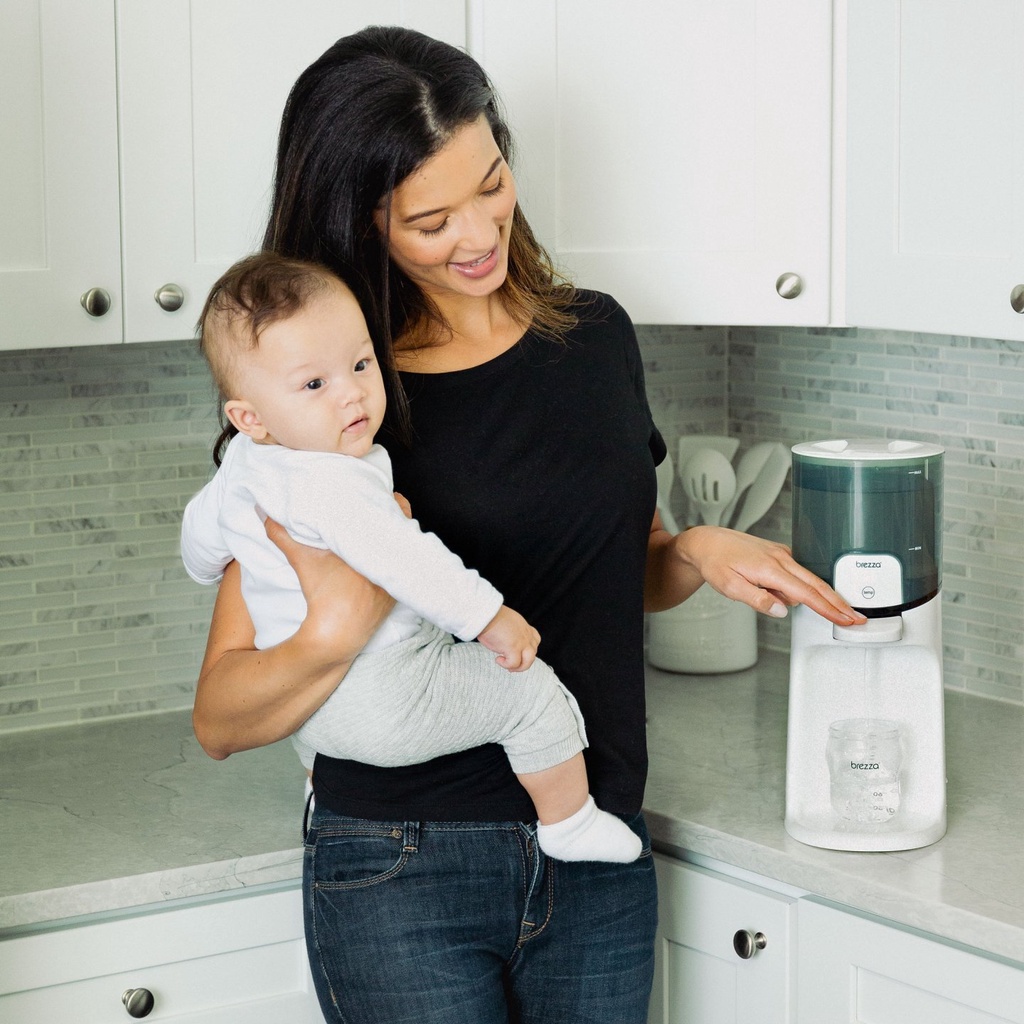 Máy làm ấm và giữ nhiệt nước để uống/ pha sữa Baby Brezza Mỹ - Bảo hành 1 năm