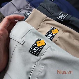 quần short golf cho nam .