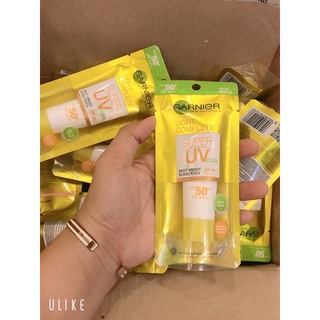 Kem chống nắng garnier light complete super chống tia UV spf 50+ - 15ml