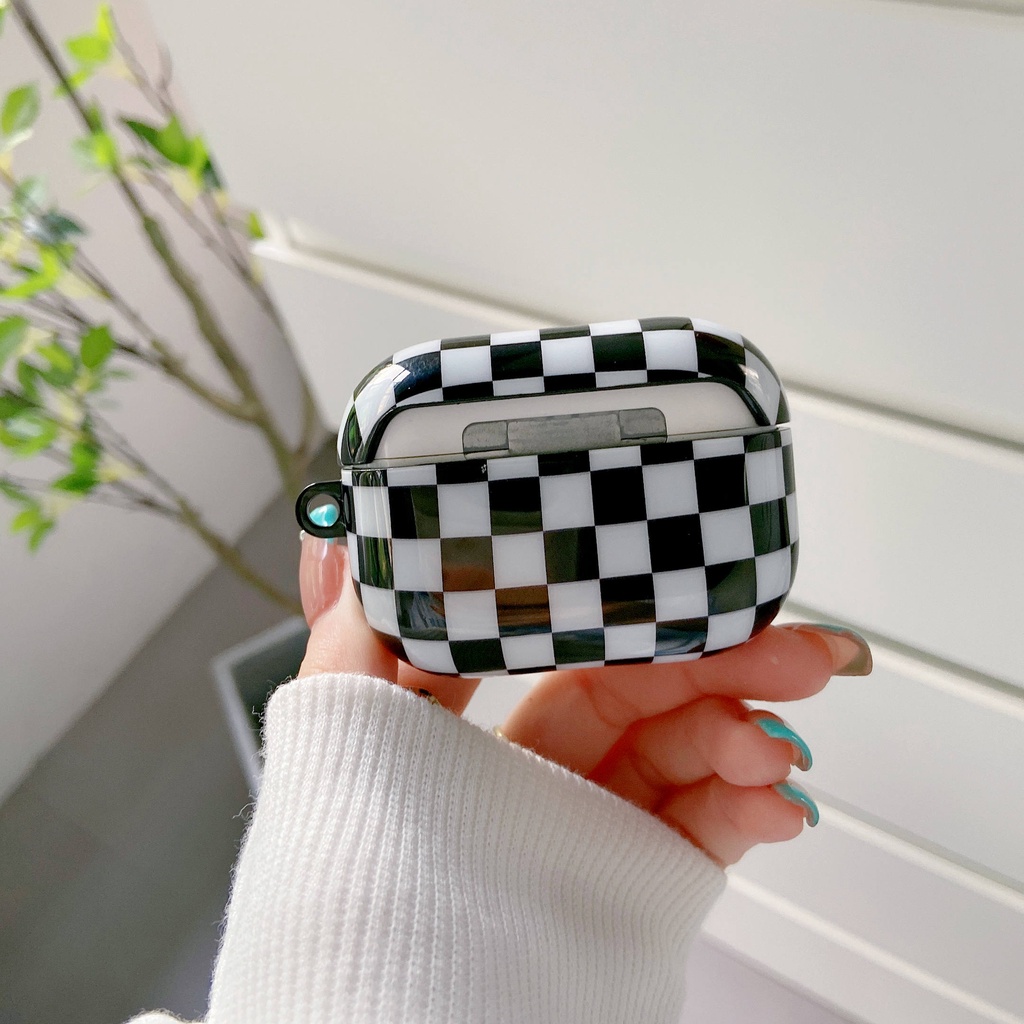 Vỏ Bảo Vệ Hộp Sạc Tai Nghe AirPods3/AirPods 3G/Apple Pro/2 Màu Trắng/Đen Xinh Xắn