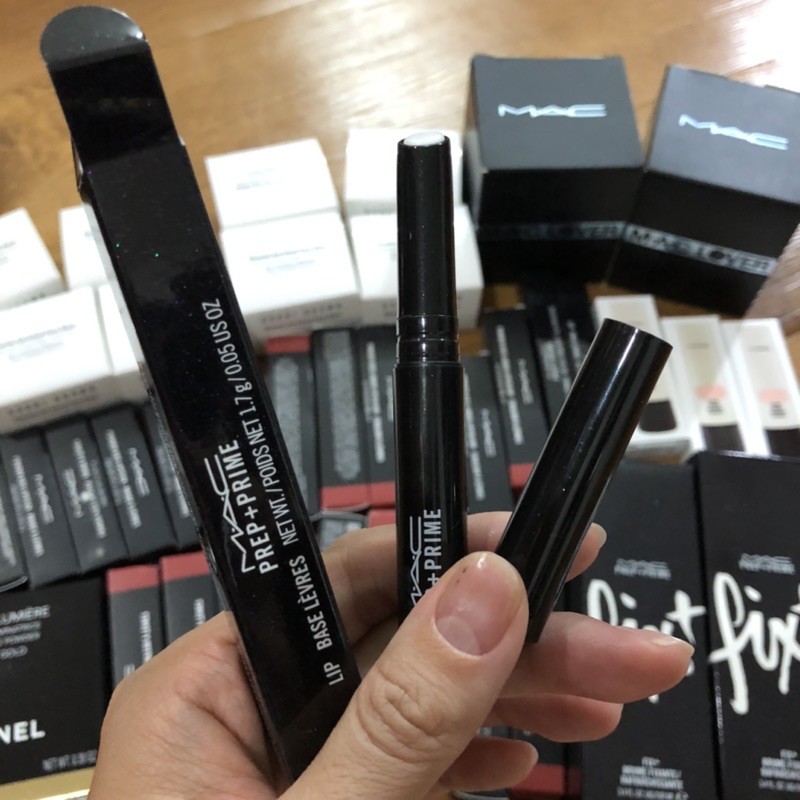 Son lót dưỡng môi MAC lip prime