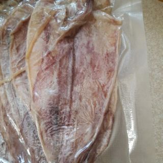 0,5kg Mực khô khoảng 20 - 22 con