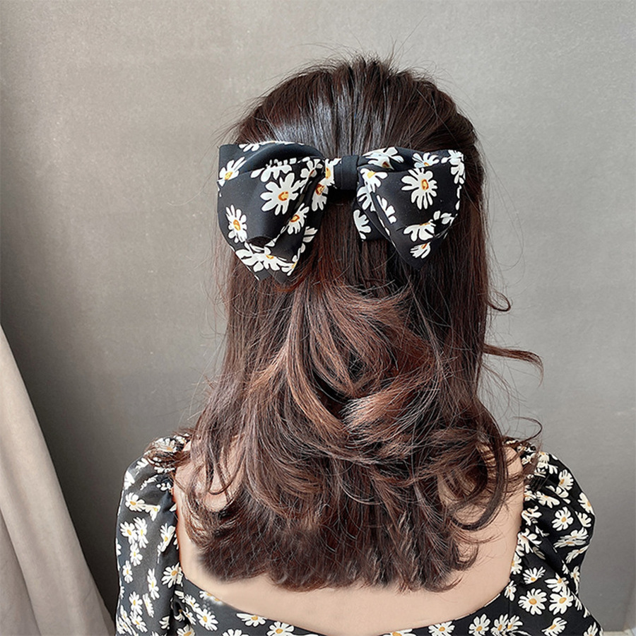 Phụ kiện trang trí tóc hình hoa cúc xinh xắn cho nữ