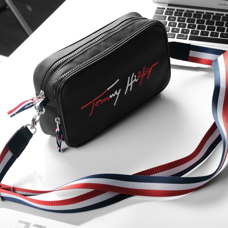 Túi Đeo Chéo Nam Tommy Chất Liệu Si Da Chống Nước 2 Ngăn Tiện Lợi Full Tem Tag Size 24cm*14cm*6cm