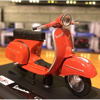 Xe mô hình mô tô Vespa GTR (1968) tỉ lệ 1/18 màu đỏ
